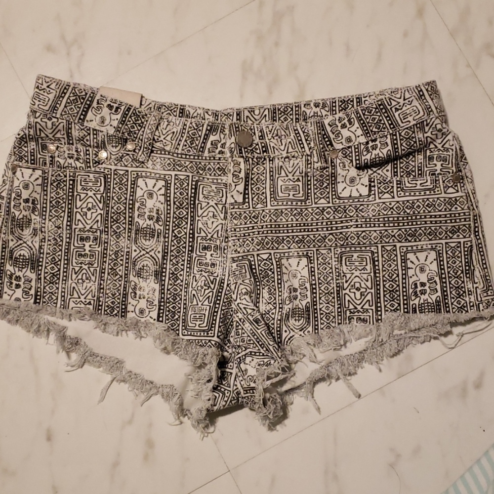 Insight shorts